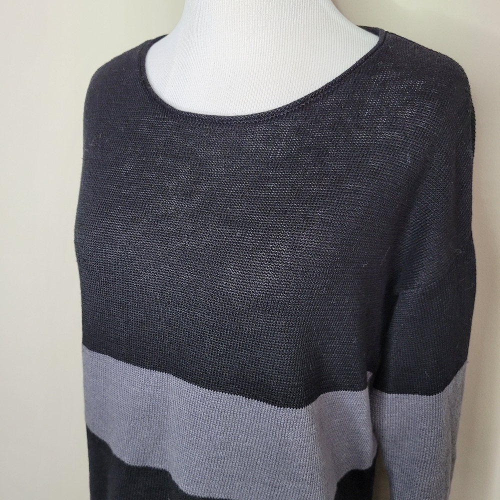 Eileen Fisher black and gray striped linen sweater - Picture 4 of 8